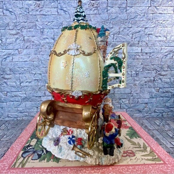 Vintage Musical Christmas Carriage Ceramic Holiday Decor Battery Operated - Picture 6 of 11